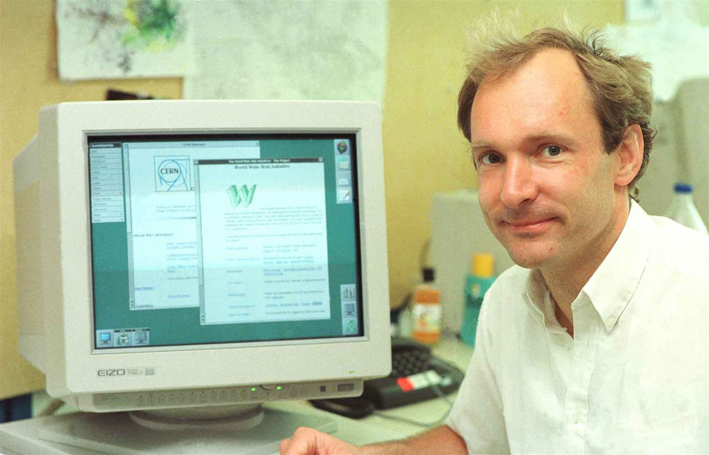 World Wide Web Hat